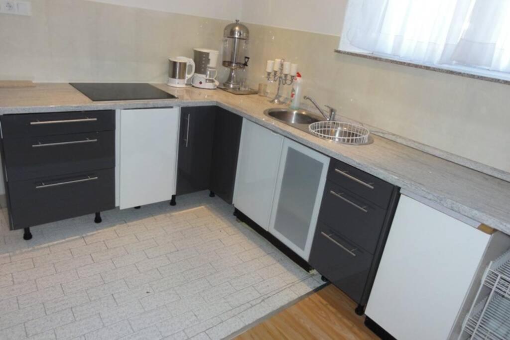 Croatia Zadar Borik Family Apartment With Garten View Number 2 Exterior foto